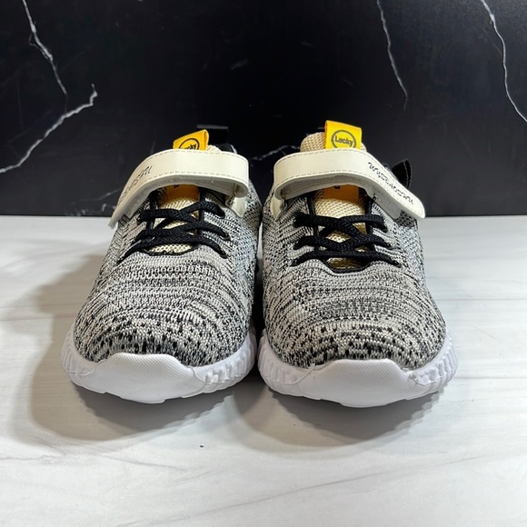 Unbranded Other - Unbranded Kid’s Sneakers Black/Yellow sz 4